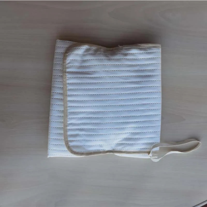 Tapis à langer nomade | Neo-Bébé™