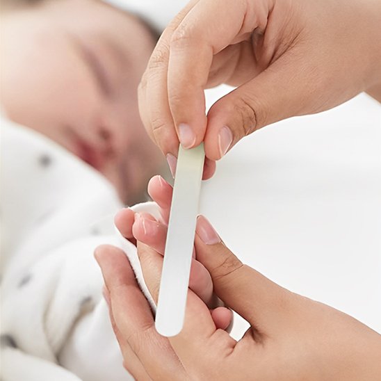 Coupe ongle bébé avec lime intégrée pour finitions douces