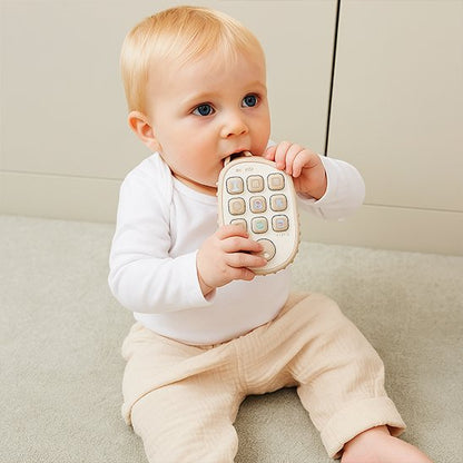 Jouet bébé 1 an interactif utilisé par un tout-petit lors de son éveil quotidien